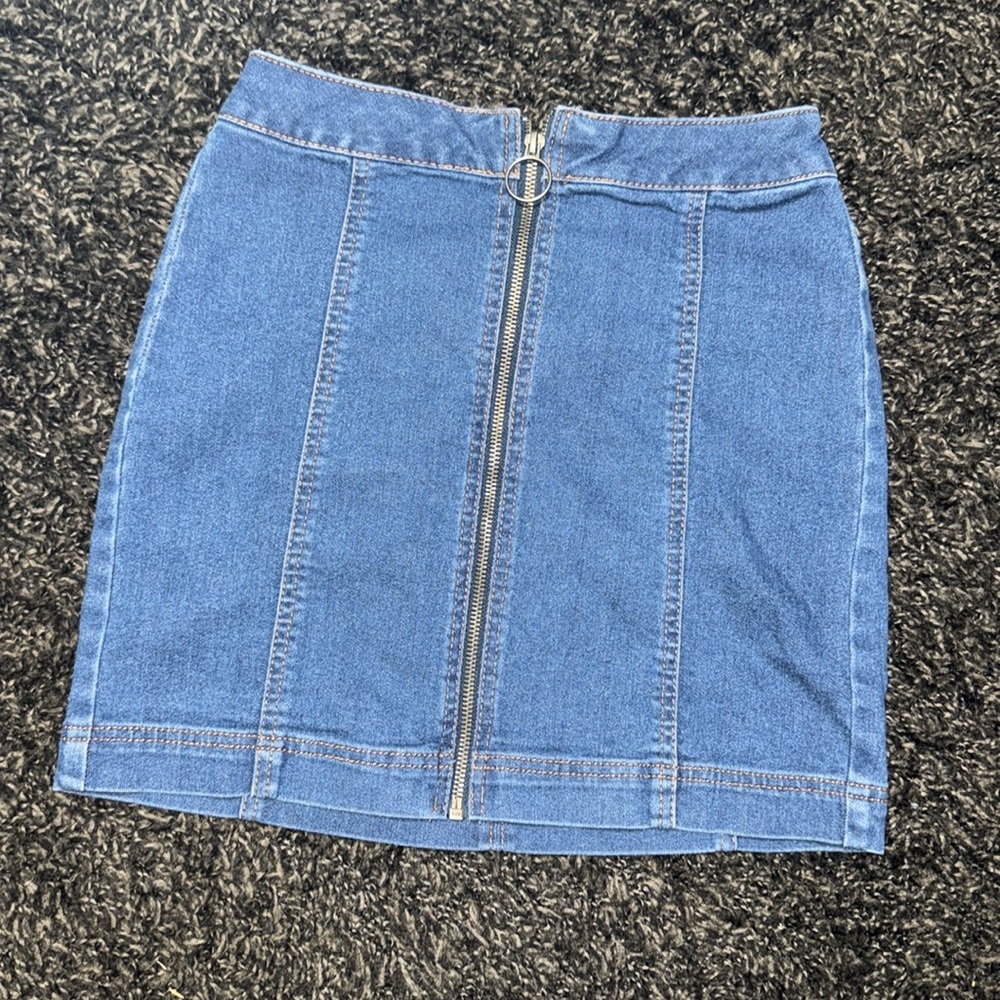 Denim zip up skirt